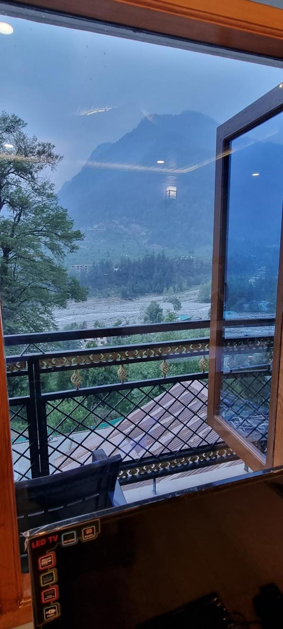 The Sana Luxury Stay, Manali Exteriör bild